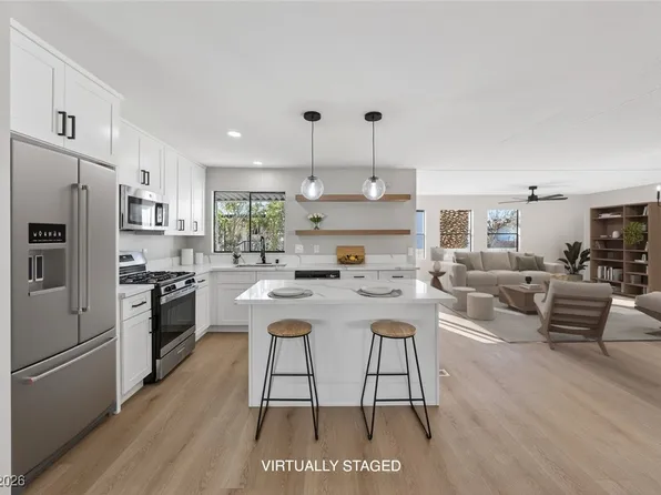 3659 Lost Hills Dr, Las Vegas, NV 89122