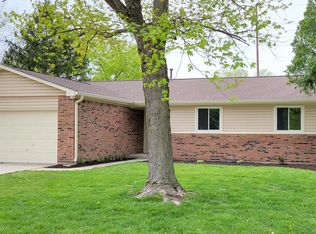 8362 Castle Ridge Ln, Indianapolis, IN 46256