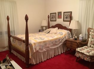 25 W Dixon St, Sebree, KY 42455