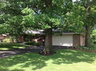 2348 Arnold Ave, Rockford, IL 61108