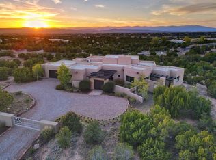 115 W Wildflower Dr, Santa Fe, NM 87506