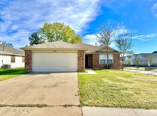 2200 Lookout Ln, Denton, TX 76207