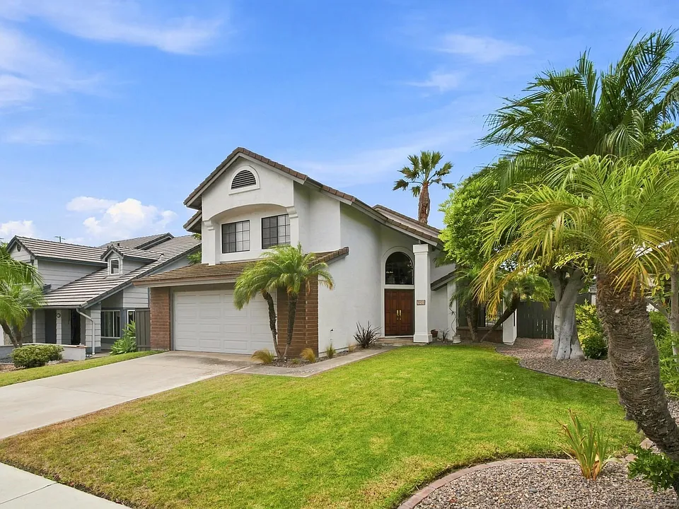 3926 Santa Nella Pl