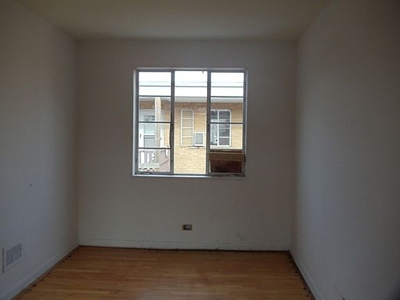5th image of 755 Linden Ave