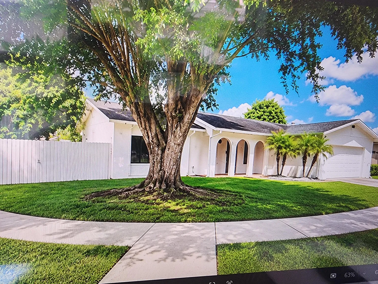 4 bed, 3.0 bath, 2003 sqft, $3,995 — Photo 1