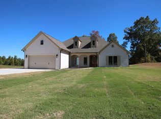 24 Grant Cv, Huntingdon, TN 38344