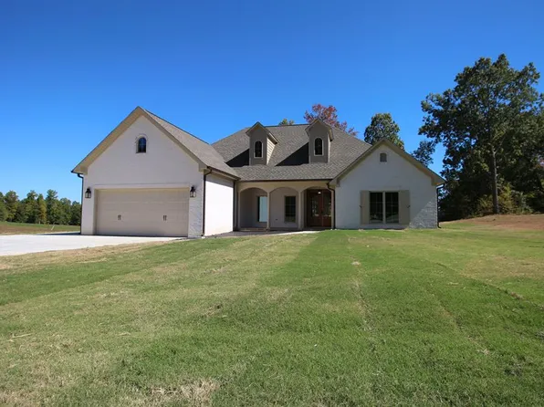 24 Grant Cv, Huntingdon, TN 38344