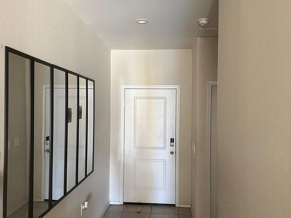 4th image of 1345 W KENNEDY Avenue
