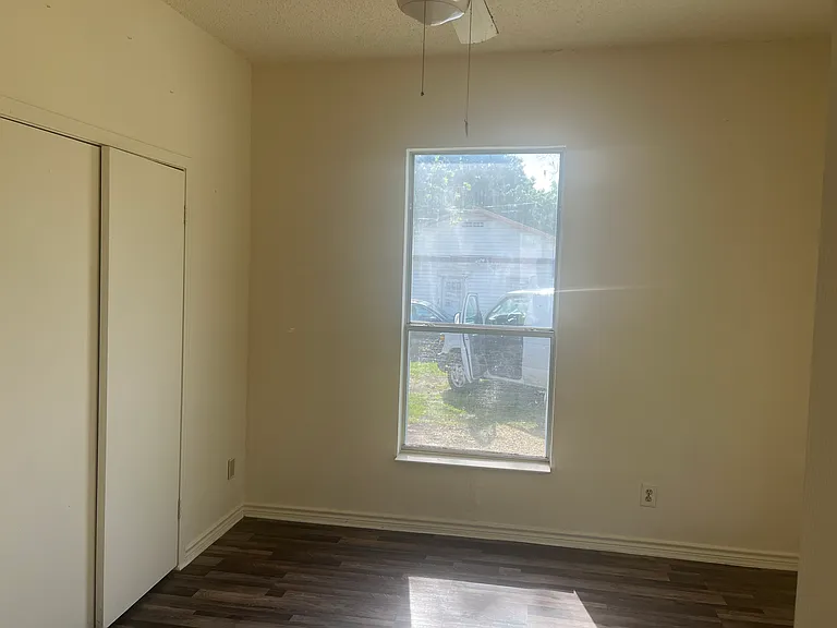 125 W College Ave — Photo 9