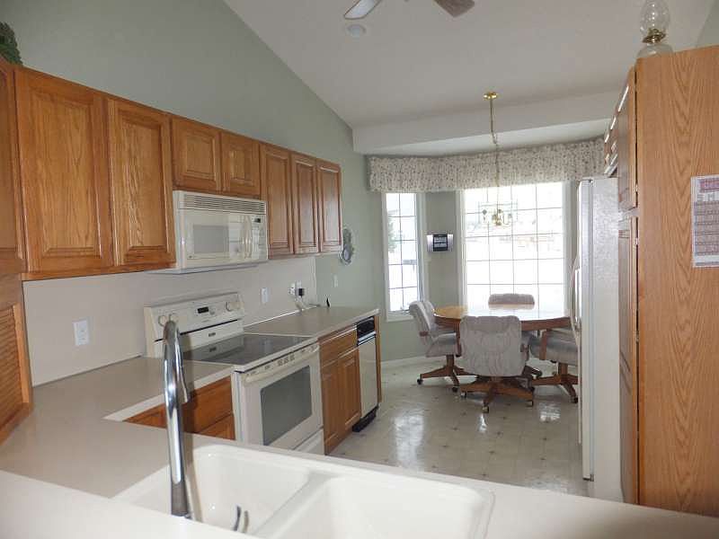 1st image of 3827 Harris Dr