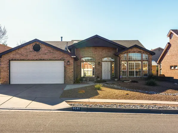 9540 Palomas Ave NE, Albuquerque, NM 87109