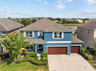 10017 Smarty Jones Dr, Ruskin, FL 33573