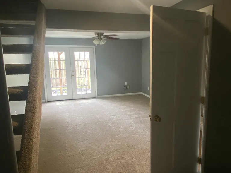 2930 Millbank Row — Photo 20