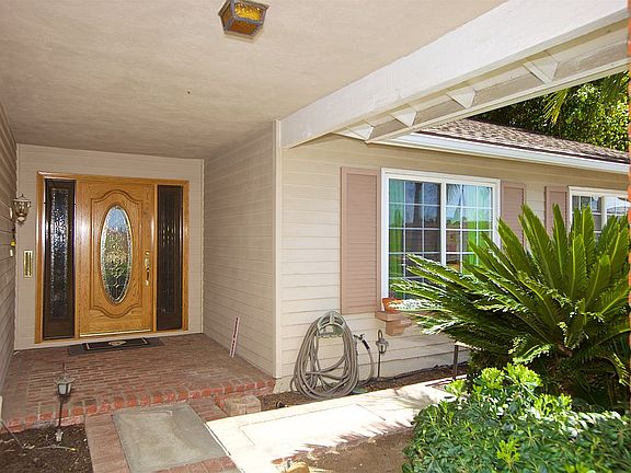 3rd image of 6909 Ofria Ct