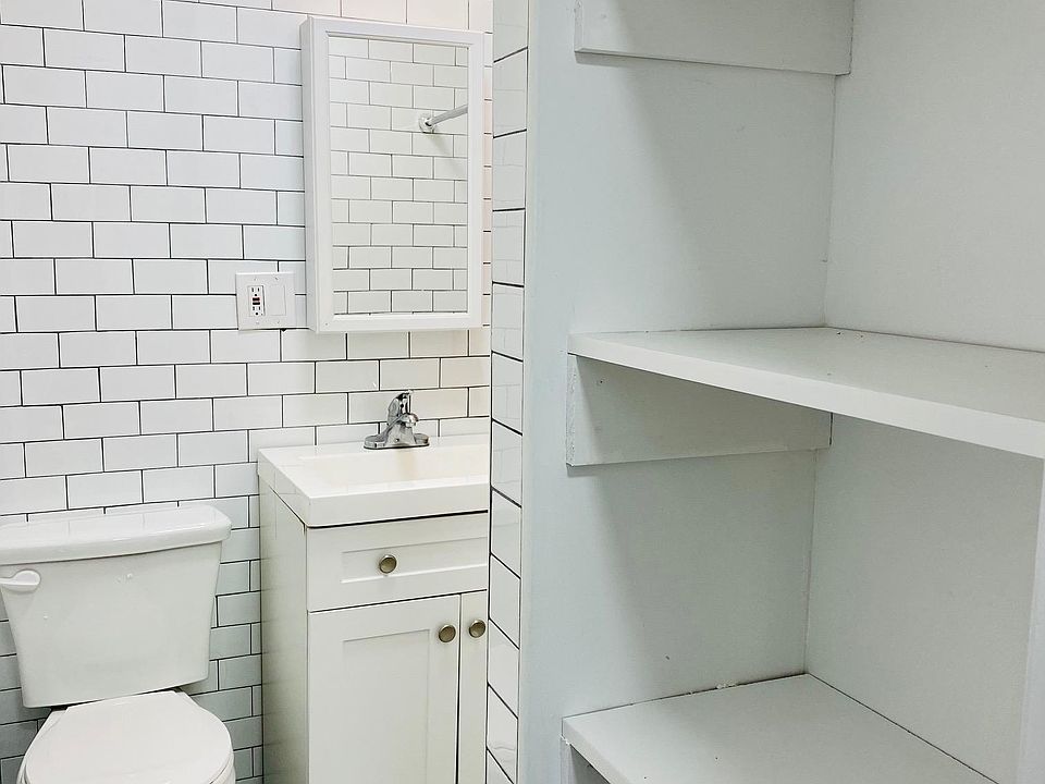 1st image of 3704 Bowne St Floor 2