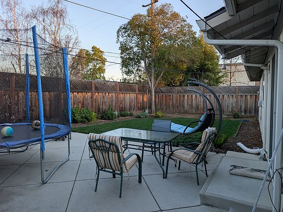 2nd image of 712 Ginden Dr