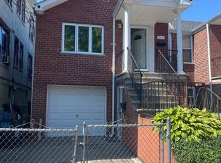 1627 Library Ave #1, Bronx, NY 10465