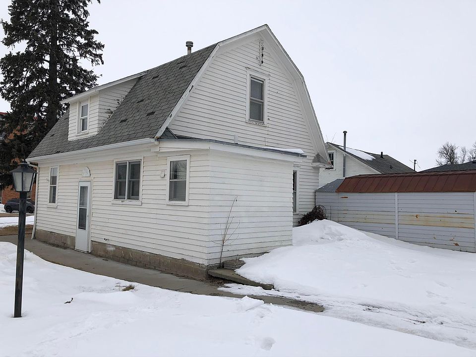 1st image of 804 N Lincoln Ave