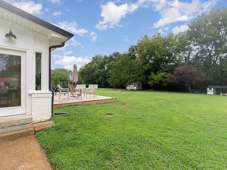 2228 Bowman Rd — Photo 31