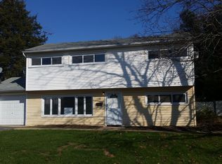 39 Arden St, Somerset, NJ 08873