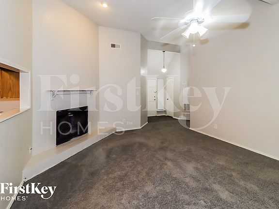 3rd image of 3200 Creekwood Ln