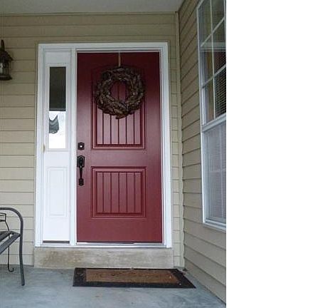 3rd image of 817 Fall Crown Ln