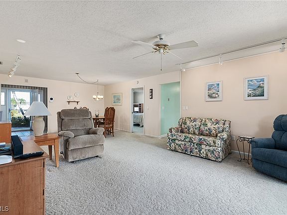 3rd image of 1286 Broadwater Dr