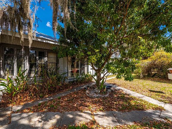 5th image of 7754 Riverside Dr