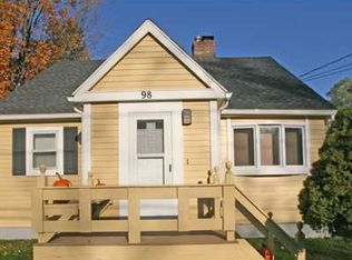 98 Hubbard Dr, North Chili, NY 14514
