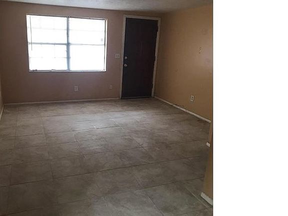 4th image of 1921 E 143rd Ave APT A