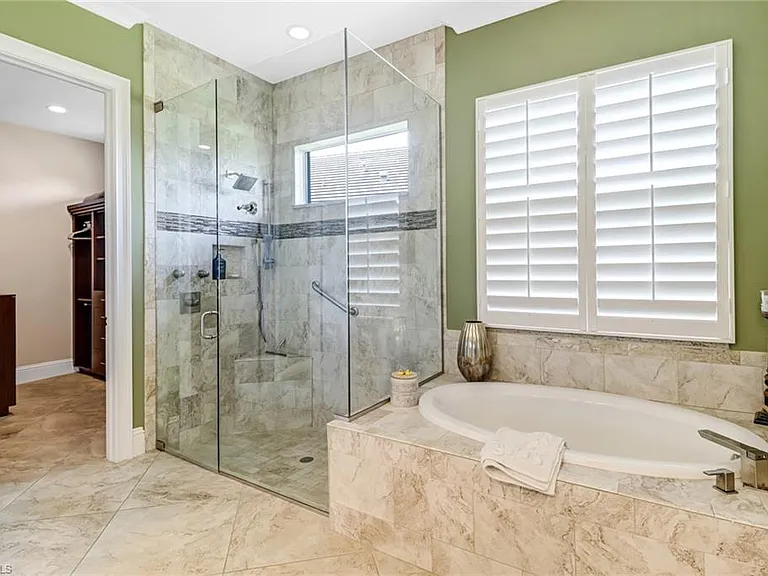 6487 Warwick Ave — Photo 19