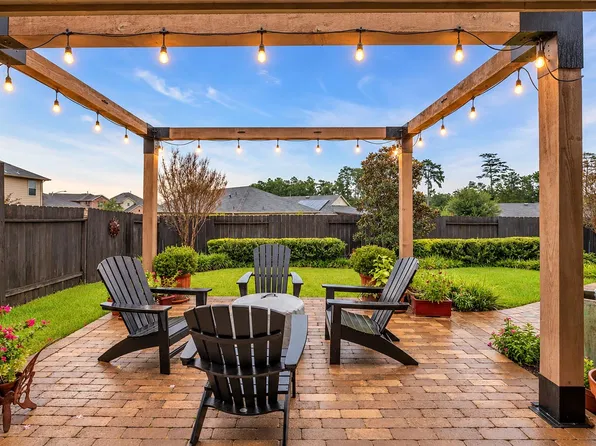 14093 Lake Crescent Dr, Conroe, TX 77384