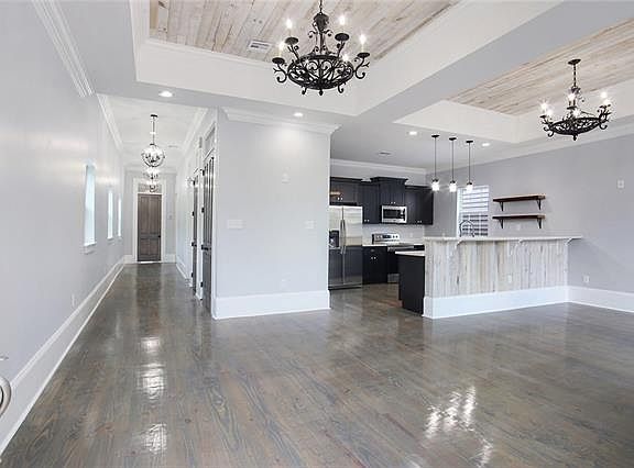 2nd image of 3023 Orleans Ave