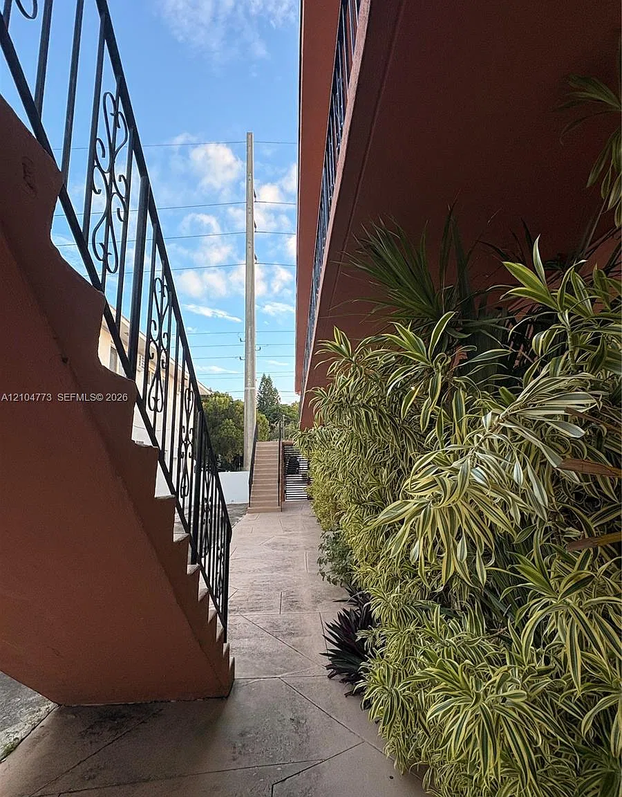 2nd Rev Pl Of Industrial — Photo 2