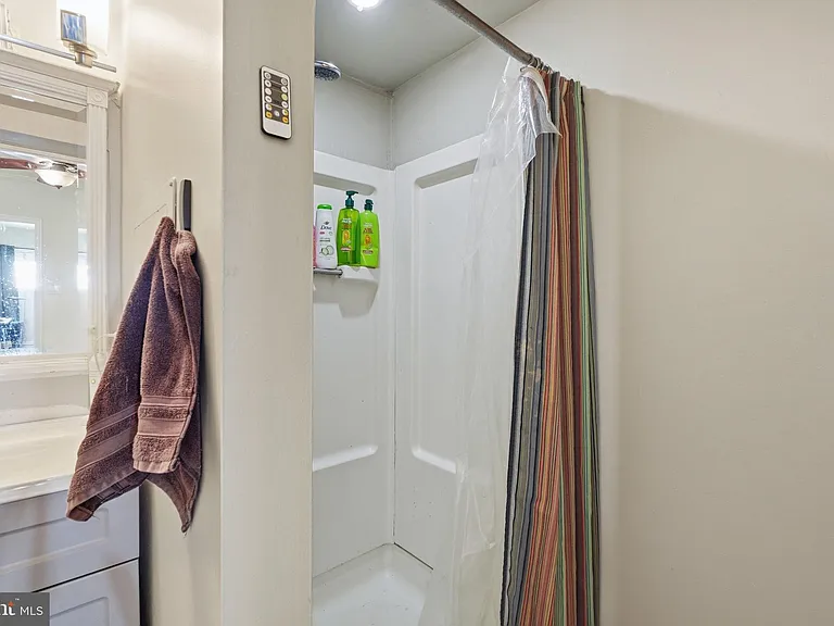 1425 Wisconsin Ave NW #1 — Photo 18