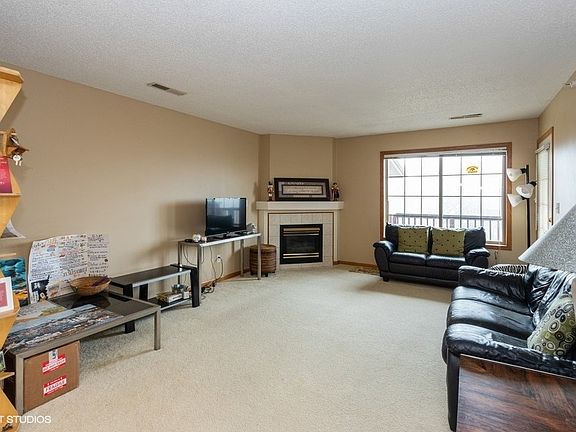 2nd image of 430 Westside Dr #430
