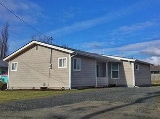 1202 W Young St, Elma, WA 98541