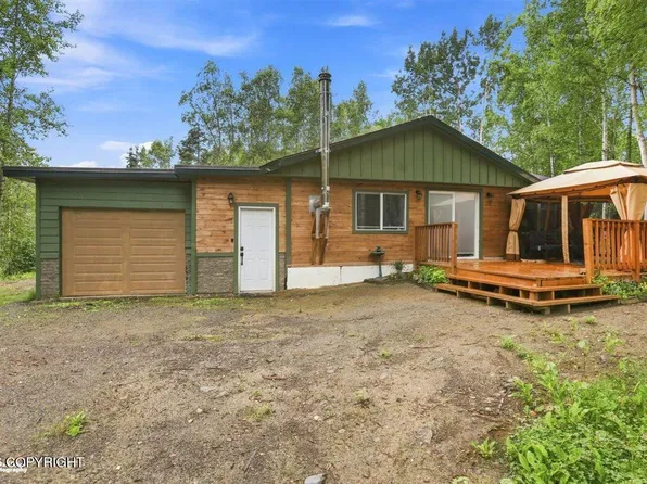 24641 Chugiak Dr, Chugiak, AK 99567