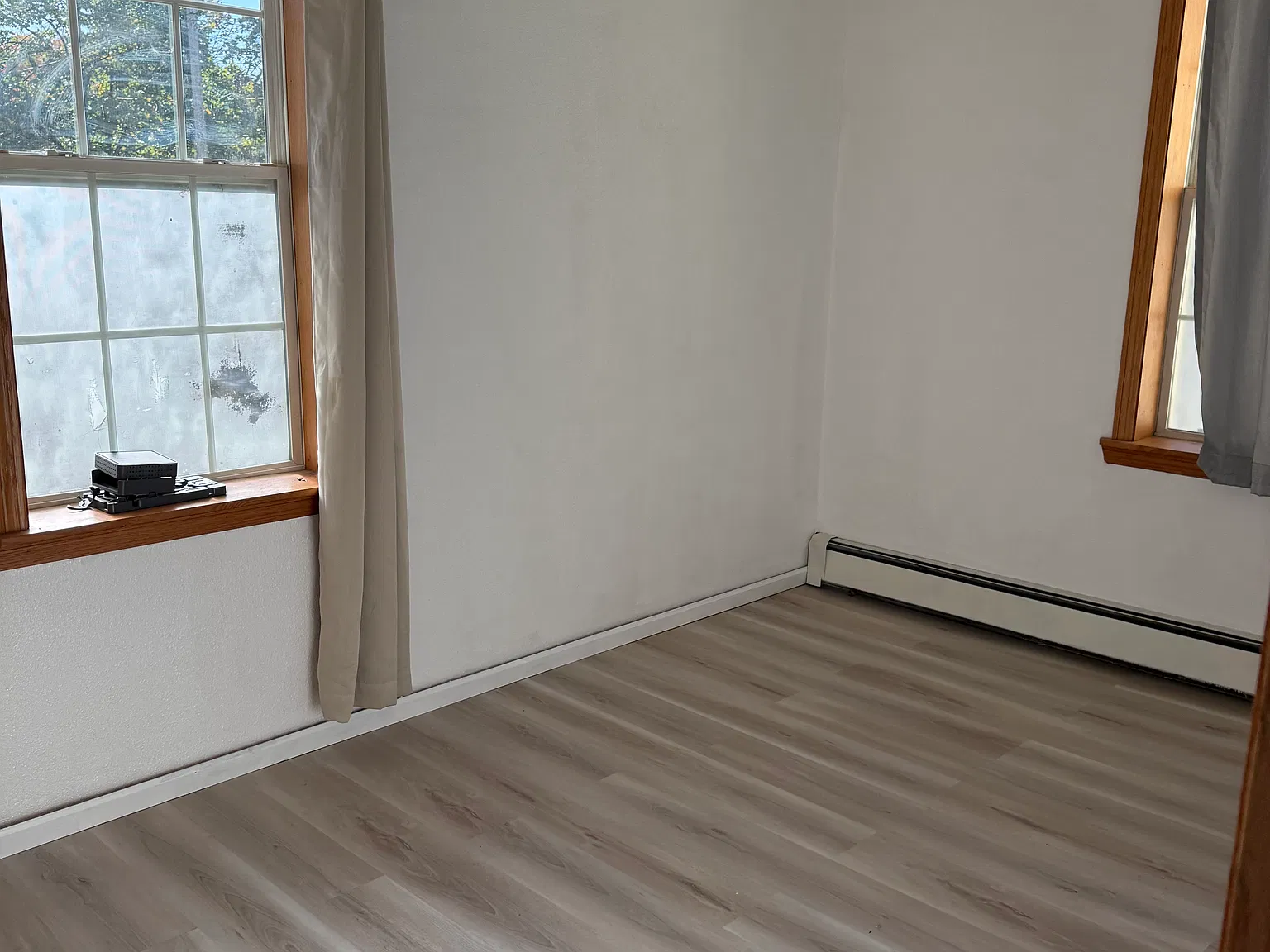 3 bed, 1024 sqft, $1,500 — Photo 2