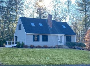 17 Walker St, Norton, MA 02766