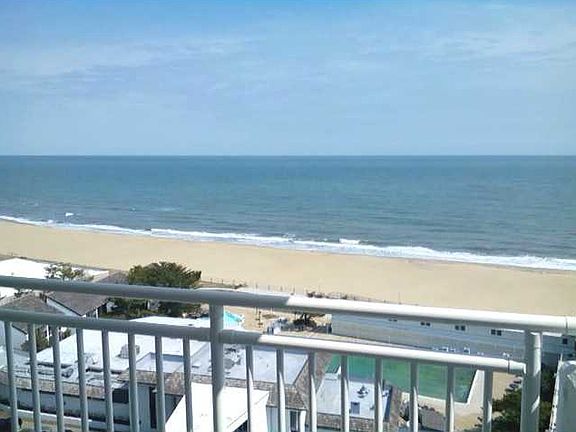 4th image of 4004 Atlantic Ave APT 1201