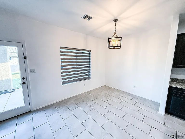 4461 W 26th Pl — Photo 11