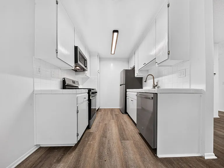 5650 Fair Ave — Photo 10