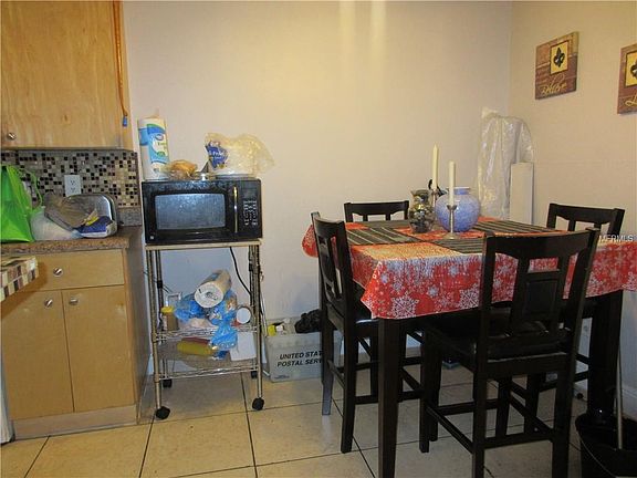 4th image of 2102 Cascades Blvd Unit 101