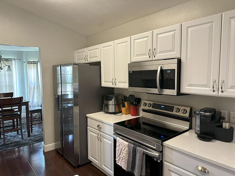 2236 NW 52nd Pl — Photo 7