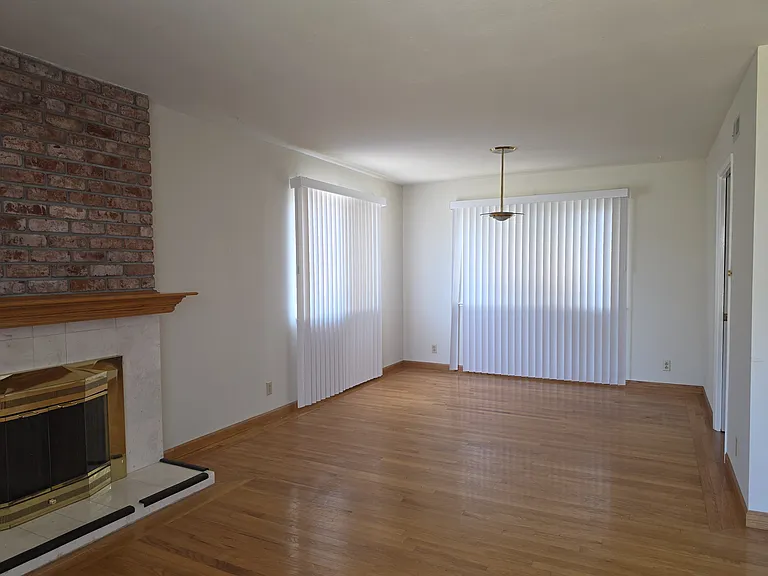 657 Alberta Ave #657 — Photo 4