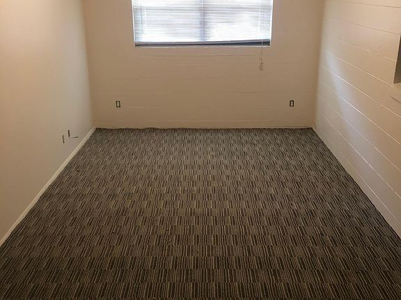 3rd image of 106 Murry Dr