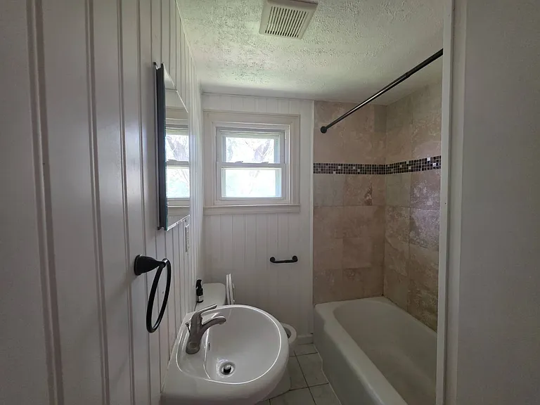 6910 Buckley Rd — Photo 3
