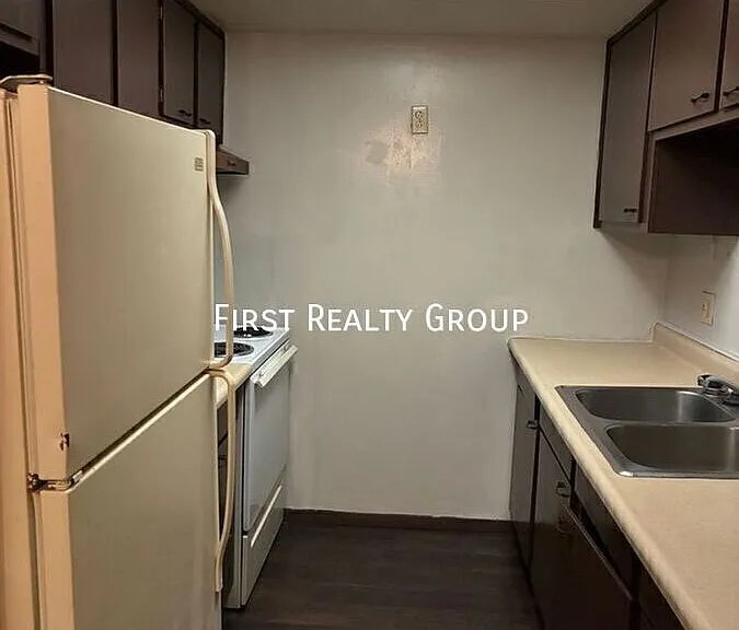 737 Wilmington Ave #18 — Photo 19