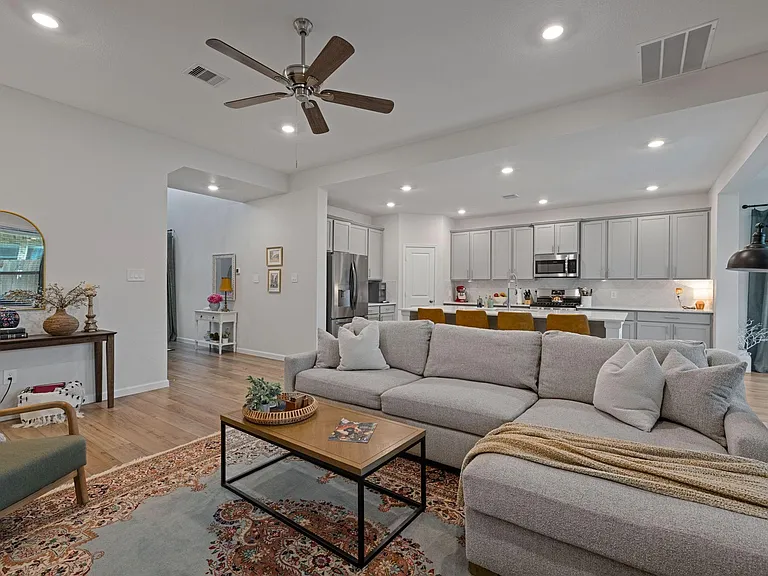 18323 Tiger Flowers Dr — Photo 9